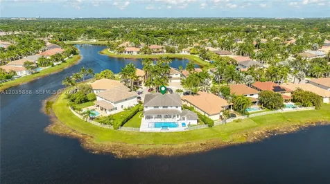 2505 Hunters Run Way Weston FL 33327
