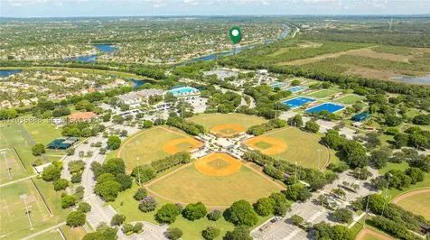 2505 Hunters Run Way Weston FL 33327