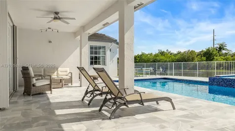 2505 Hunters Run Way Weston FL 33327