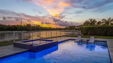 2505 Hunters Run Way Weston FL 33327