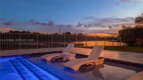 2505 Hunters Run Way Weston FL 33327
