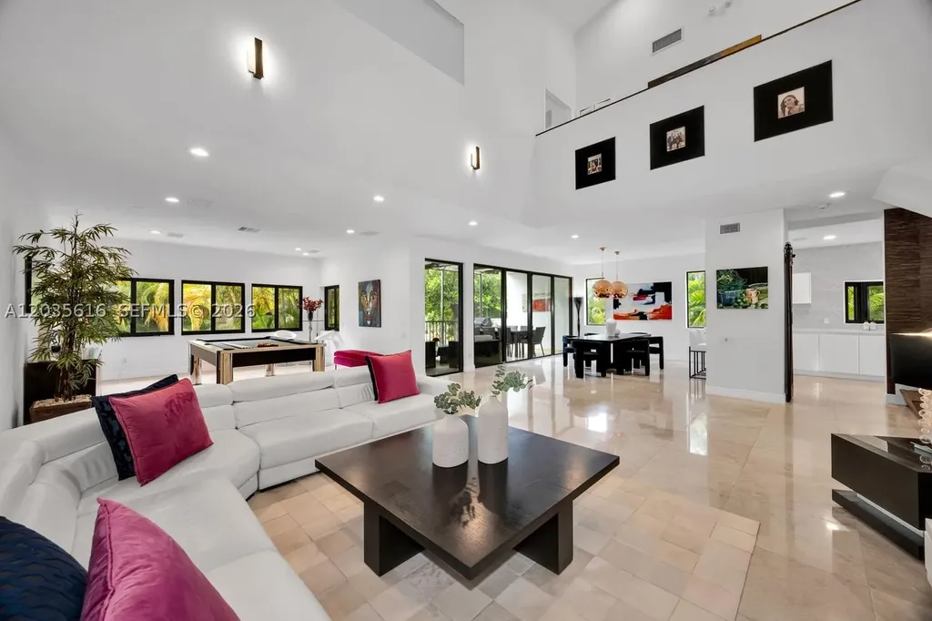2000 S Bayshore Drive Miami FL 33133