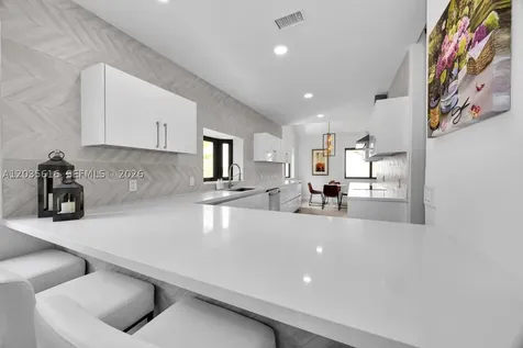 2000 S Bayshore Drive Miami FL 33133