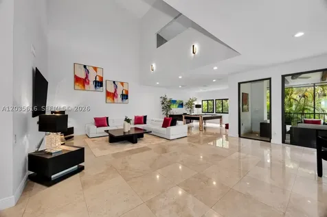 2000 S Bayshore Drive Miami FL 33133