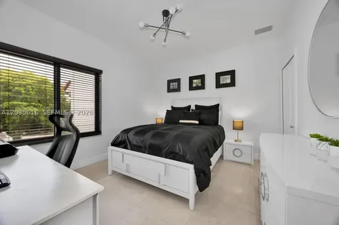 2000 S Bayshore Drive Miami FL 33133