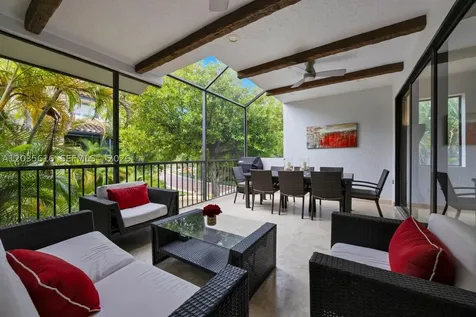 2000 S Bayshore Drive Miami FL 33133