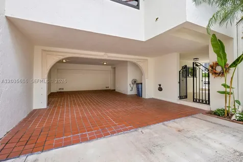 2000 S Bayshore Drive Miami FL 33133