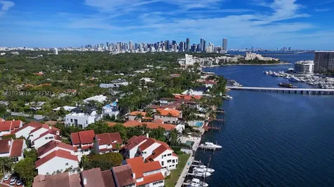 2000 S Bayshore Drive Miami FL 33133