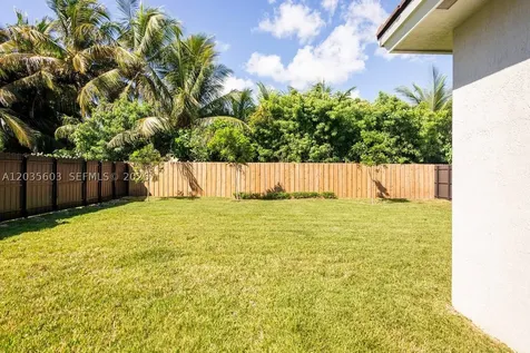 19452 SW 124th Court Miami FL 33177
