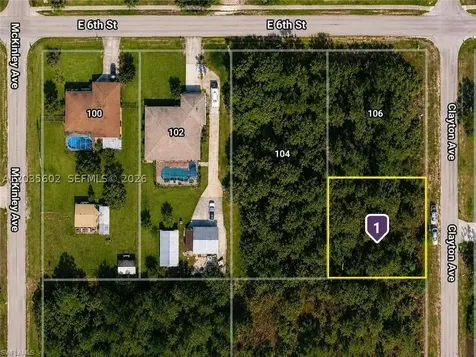521 Clayton Avenue Lehigh Acres FL 33972