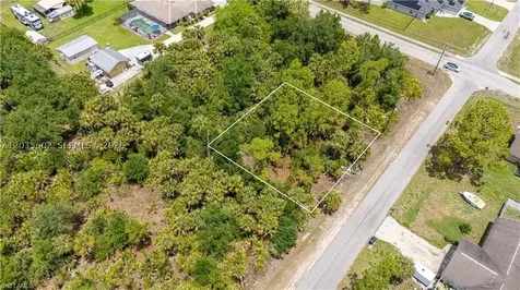 521 Clayton Avenue Lehigh Acres FL 33972