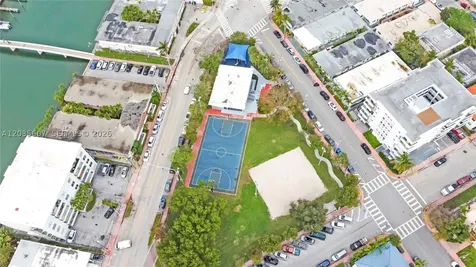 7925 Carlyle Avenue Miami Beach FL 33141