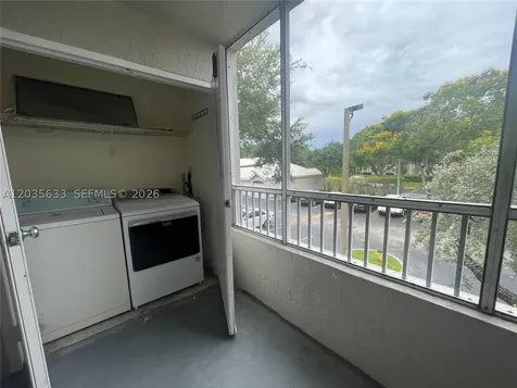 2811 N Oakland Forest Drive Oakland Park FL 33309