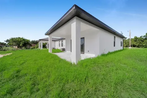 4982 Fairway Court Lehigh Acres FL 33973