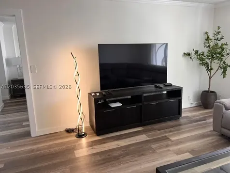 3800 S Ocean Drive Hollywood FL 33019