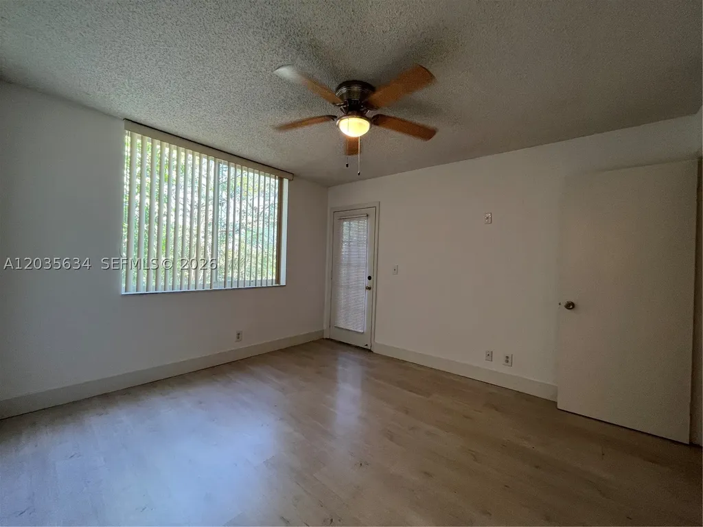 4035 W Mcnab Road Pompano Beach FL 33069