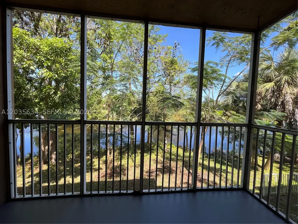 4035 W Mcnab Road Pompano Beach FL 33069