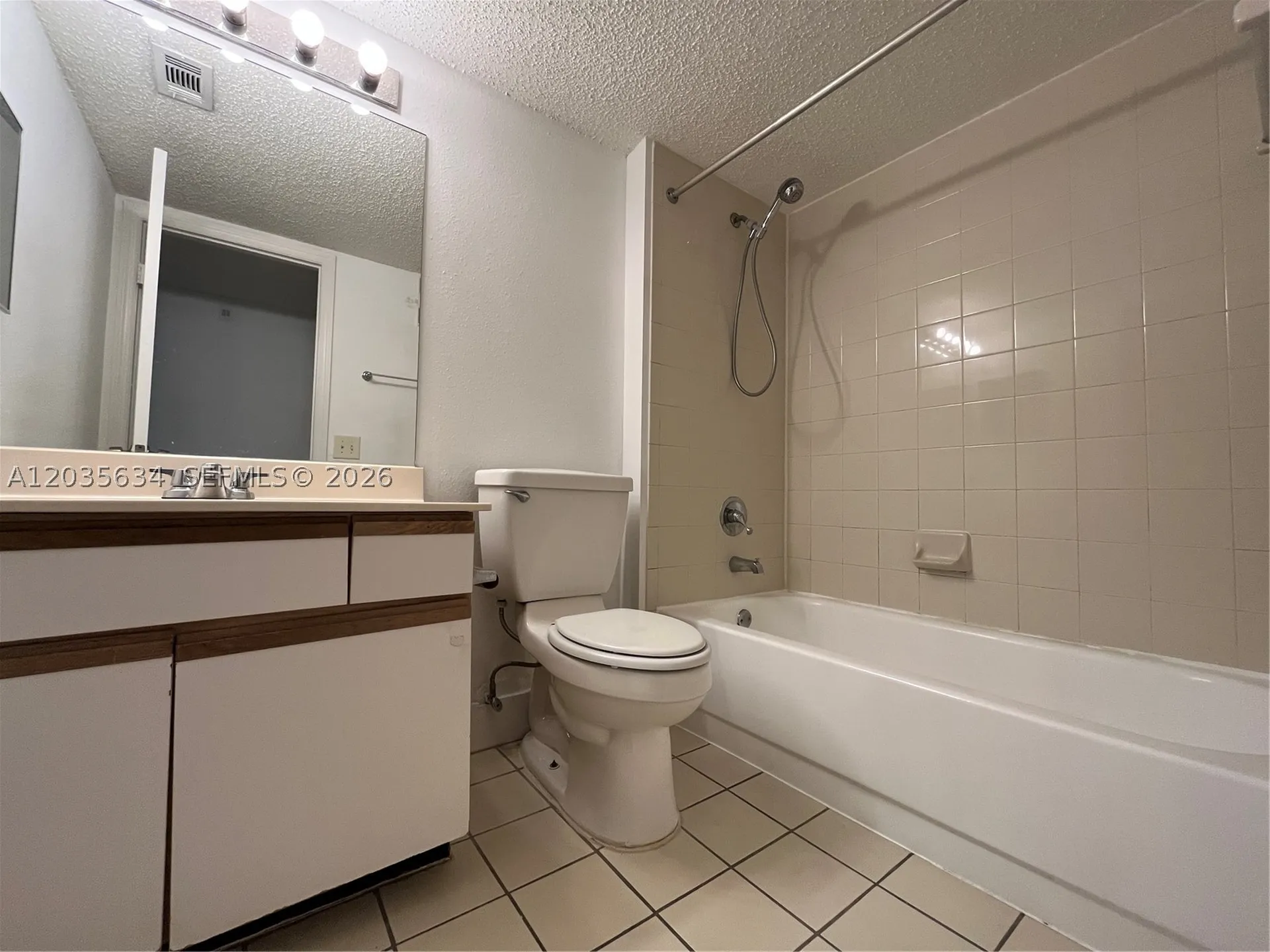 4035 W Mcnab Road Pompano Beach FL 33069