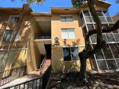 4035 W Mcnab Road Pompano Beach FL 33069