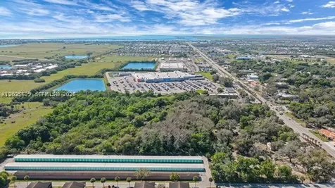 1905 S. Parrott Avenue Okeechobee FL 34974