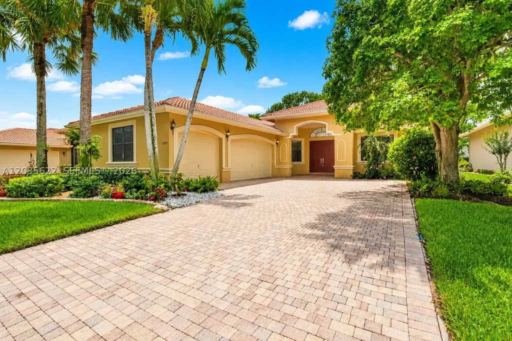 7747 Via Grande Boynton Beach FL 33437