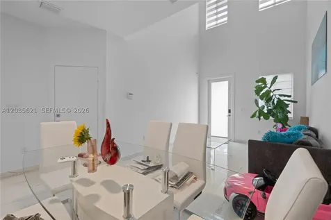 10294 NW 71st Terrace Doral FL 33178