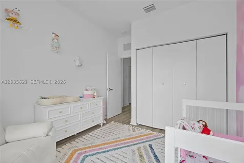 10294 NW 71st Terrace Doral FL 33178