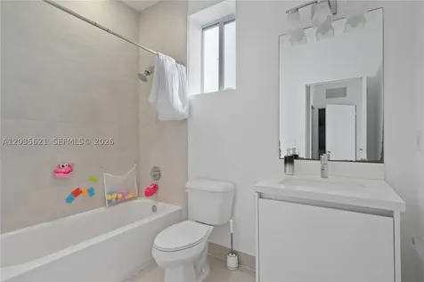 10294 NW 71st Terrace Doral FL 33178