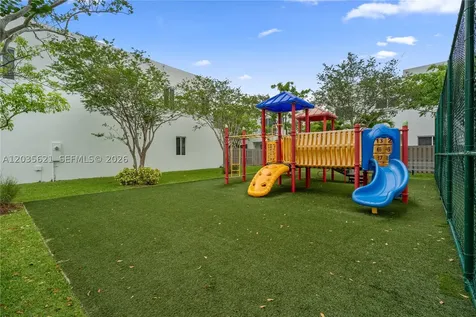 10294 NW 71st Terrace Doral FL 33178
