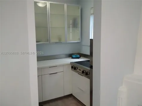 1525 Meridian Avenue Miami Beach FL 33139