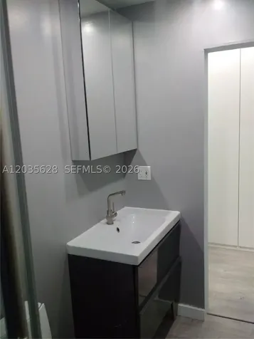 1525 Meridian Avenue Miami Beach FL 33139