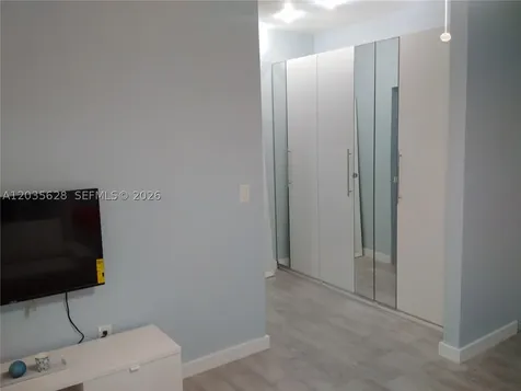 1525 Meridian Avenue Miami Beach FL 33139