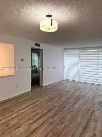 802 NW 87th Avenue Miami FL 33172
