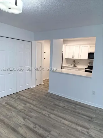 802 NW 87th Avenue Miami FL 33172