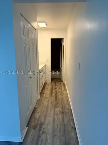 802 NW 87th Avenue Miami FL 33172