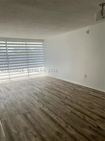 802 NW 87th Avenue Miami FL 33172