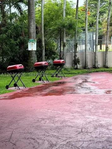802 NW 87th Avenue Miami FL 33172