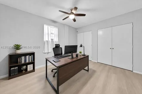 2155 Nova Village Drive Davie FL 33317
