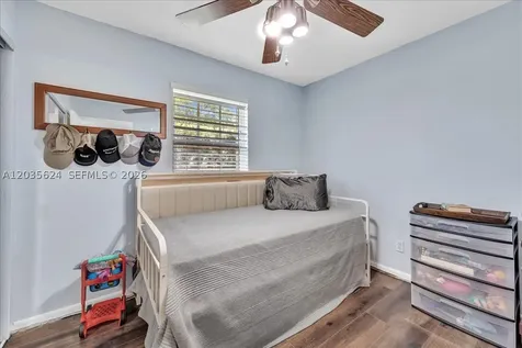 2155 Nova Village Drive Davie FL 33317