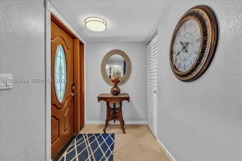 2155 Nova Village Drive Davie FL 33317