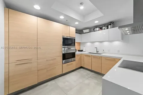 17111 Biscayne Boulevard North Miami Beach FL 33160