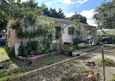 1892 NW 42nd Street Miami FL 33142