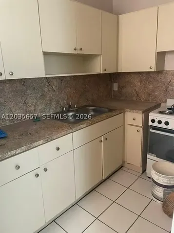2751 NW 46th Street Miami FL 33142