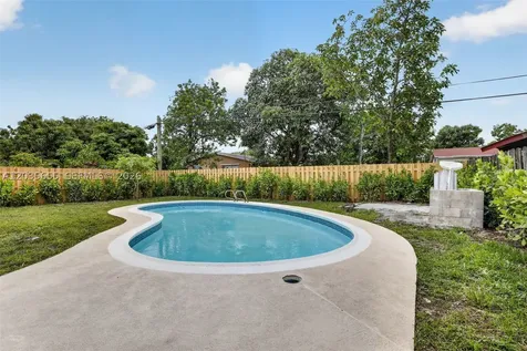 6250 NW 14th Street Sunrise FL 33313