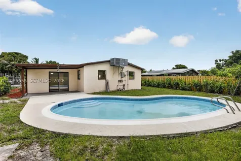 6250 NW 14th Street Sunrise FL 33313