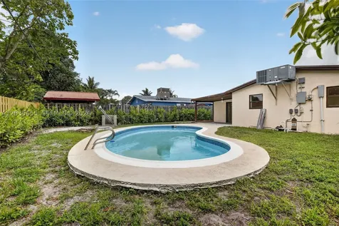 6250 NW 14th Street Sunrise FL 33313