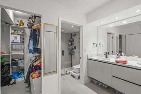 20505 E Country Club Drive Aventura FL 33180