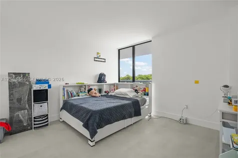 20505 E Country Club Drive Aventura FL 33180