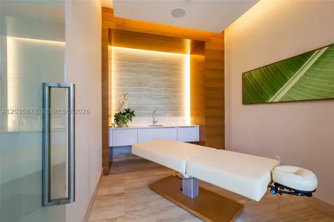 16385 Biscayne Boulevard North Miami Beach FL 33160