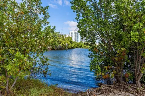 16385 Biscayne Boulevard North Miami Beach FL 33160